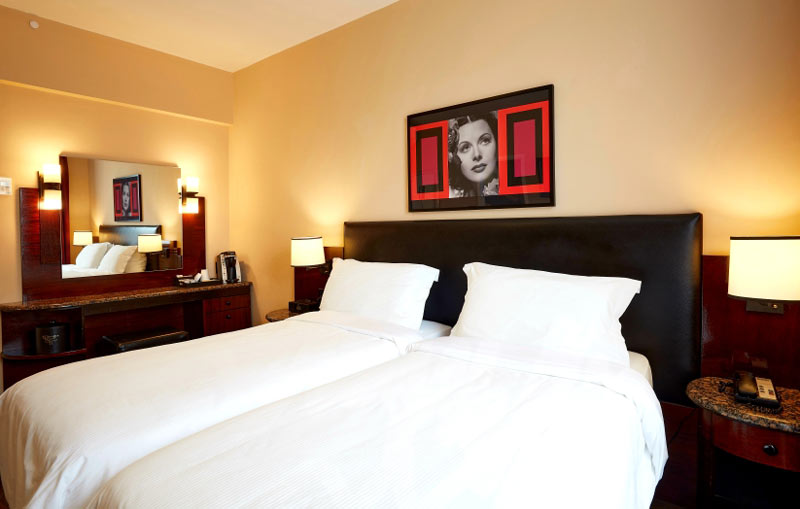 Twin-Bedroom-Washington-Square-Hotel